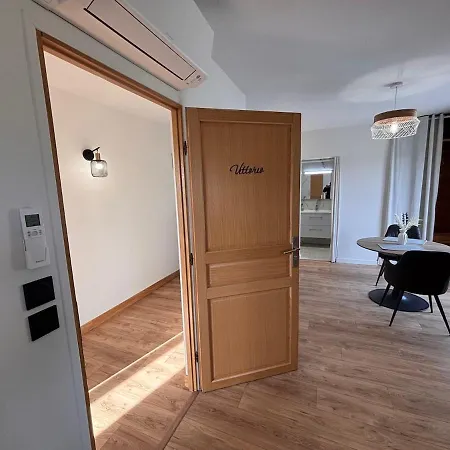 Apartman - A La Campagne, Vittorio *